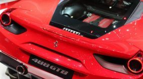 Atenção: Nova Ferrari na Área. Veja a 488 GTB com seu Motor V8 em ação!
