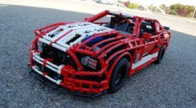 Esse Ford Mustang Shelby feito de LEGO é Impressionante! E tem ainda Motor e Transmissão!