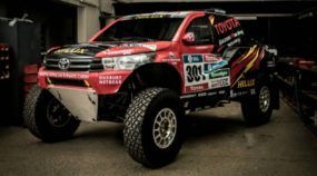 Revelada nova Toyota Hilux EVO (com motor V8) preparada para o Rali Dakar