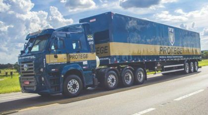 Novidade: Lançado o maior caminhão blindado do Brasil para cargas especiais (contra a bandidagem)