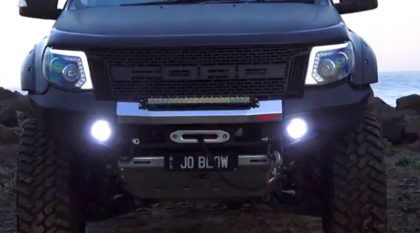 Ford Ranger com motor V8 supercharger? Alguém criou esse projeto insano e vídeo mostra a picape em ação