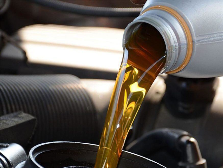 Troca de óleo: um guia para evitar problemas com seu carro